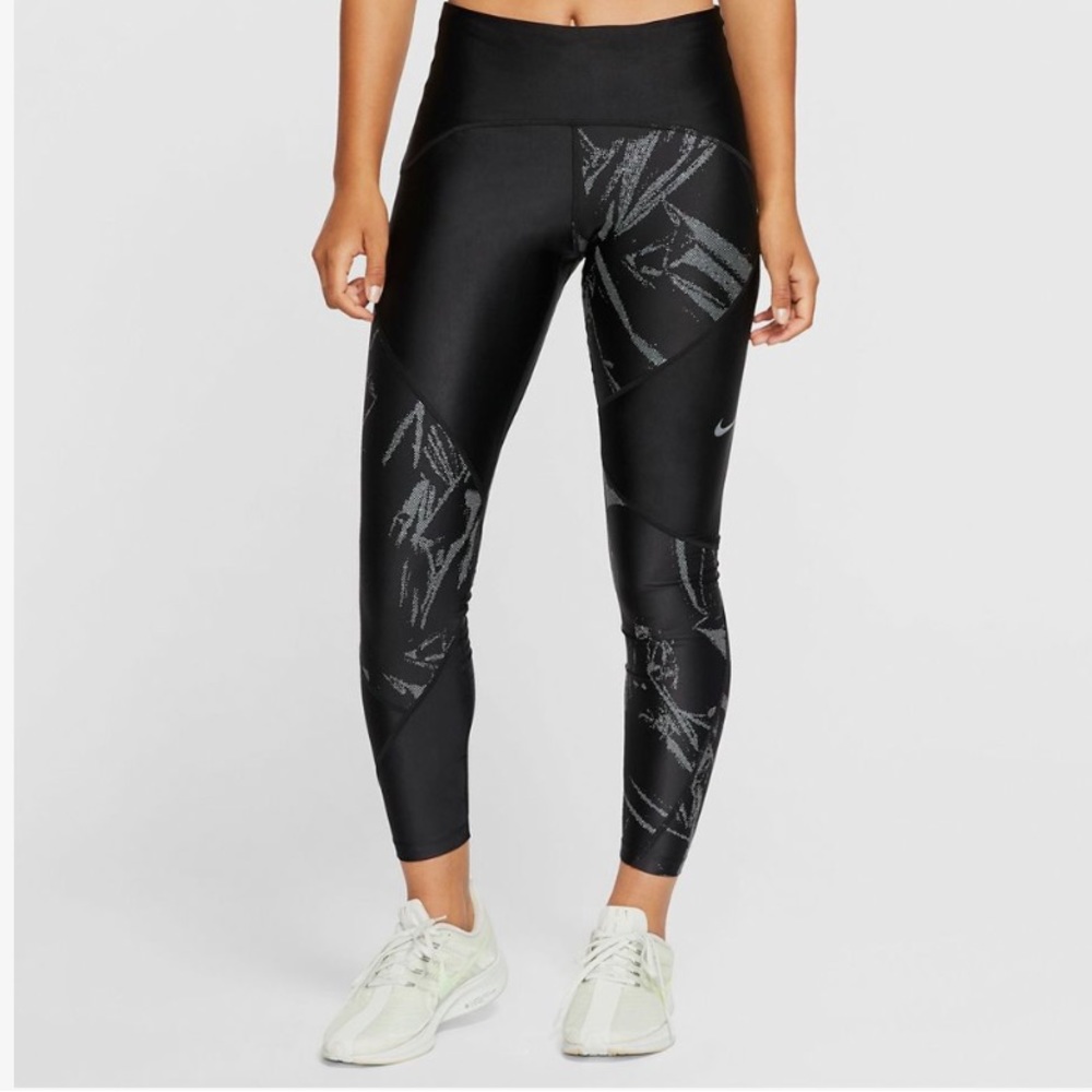 Nike Running Leggings Size M Ankle length Like New Condition